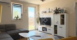 Casa cu 3 camere de vanzare in Nojorid