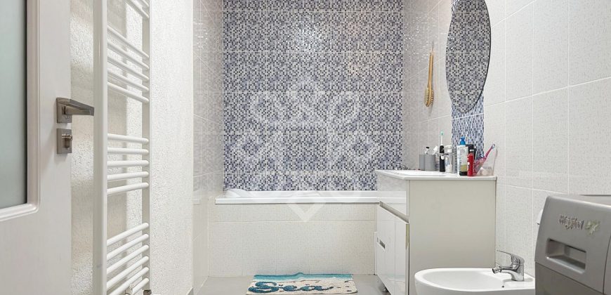 Casa cu 3 camere de vanzare in Nojorid