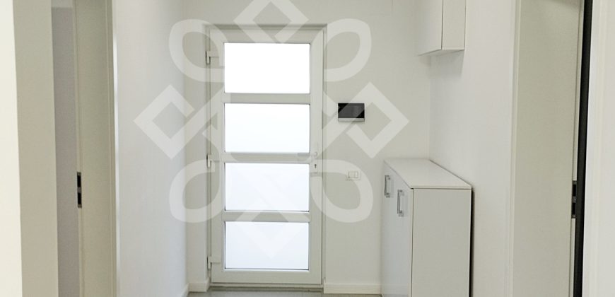 Casa moderna cu 3 dormitoare in Sanmartin