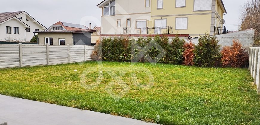 Casa moderna cu 3 dormitoare in Sanmartin