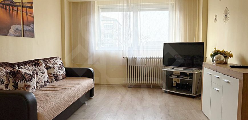 Apartament cu 3 camere de inchiriat pe Calea Aradului, Oradea