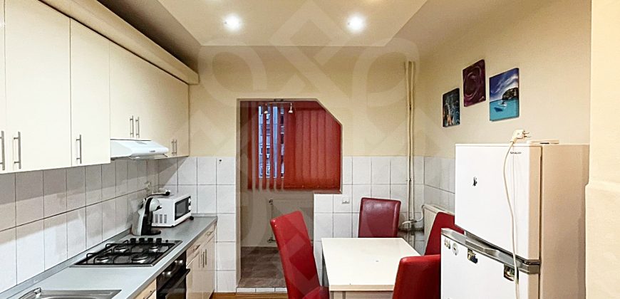 Apartament cu 3 camere de închiriat în Rogerius, Oradea