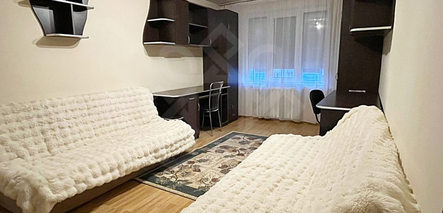 Apartament cu 3 camere de închiriat în Rogerius, Oradea