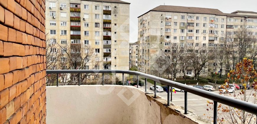 Apartament cu 3 camere de vanzare in Rogerius, Oradea
