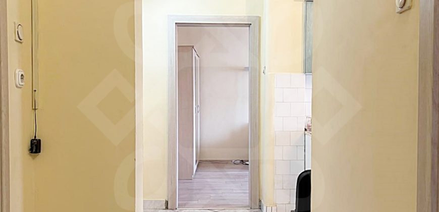 Apartament cu 3 camere de inchiriat pe Calea Aradului, Oradea