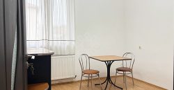 Apartament cu 3 camere de inchiriat pe strada Republicii, Oradea