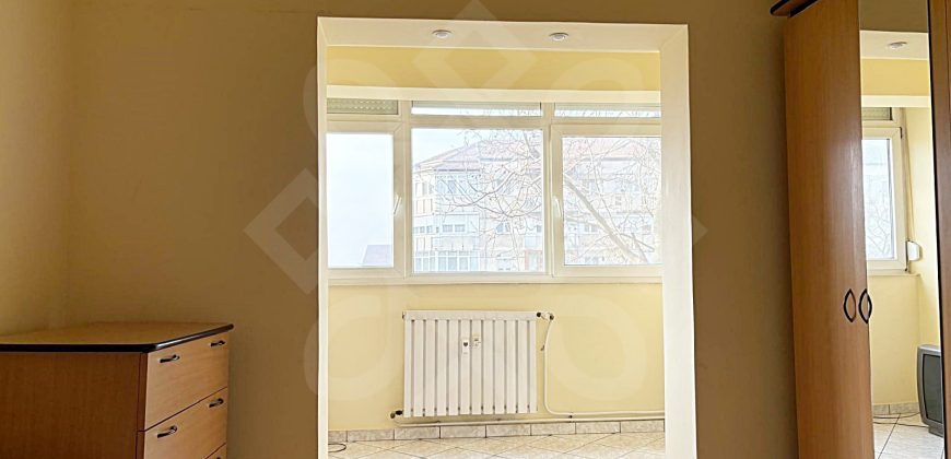 Apartament cu 3 camere de inchiriat pe Calea Aradului, Oradea