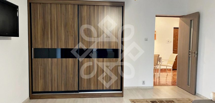 Apartament cu 3 camere de vanzare in Rogerius, Oradea