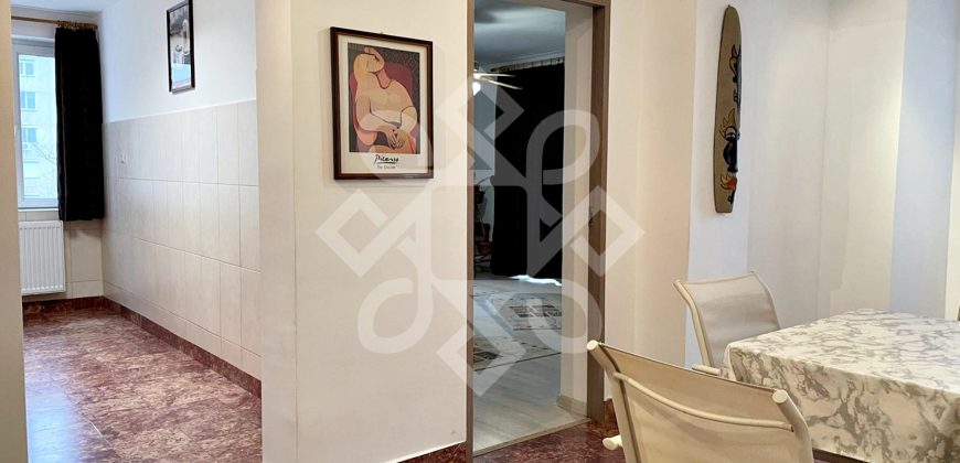 Apartament cu 3 camere de vanzare in Rogerius, Oradea