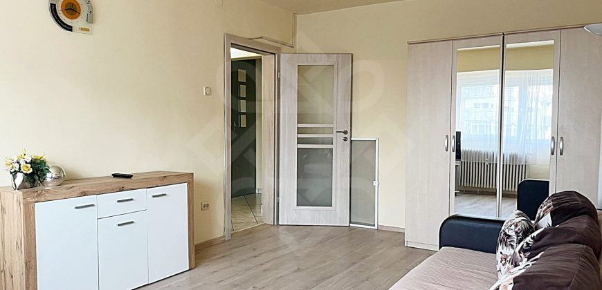 Apartament cu 3 camere de inchiriat pe Calea Aradului, Oradea
