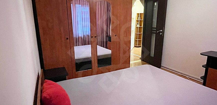 Apartament cu 3 camere de închiriat în Rogerius, Oradea