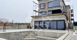 Casa spatioasa de vanzare cu teren 1146 mp, zona Colinelor