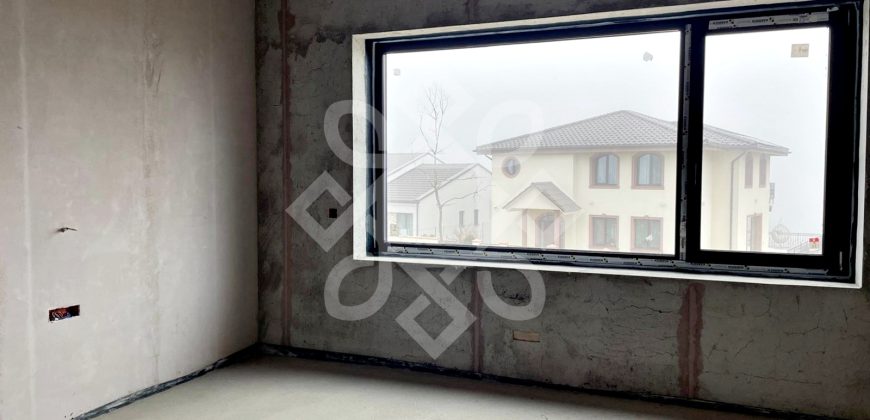 Casa spatioasa de vanzare cu teren 1146 mp, zona Colinelor