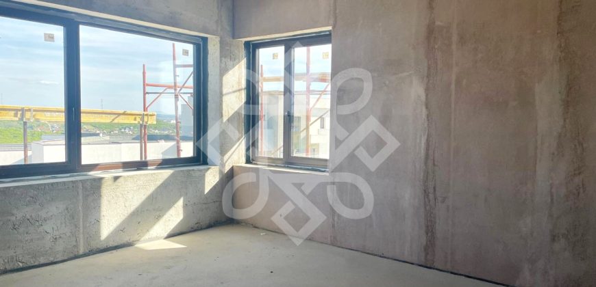 Casa spatioasa de vanzare cu teren 1146 mp, zona Colinelor