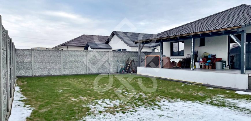 Casa pe un nivel de vanzare in Santandrei, Bihor