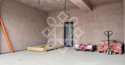 Casa spatioasa de vanzare cu teren 1146 mp, zona Colinelor