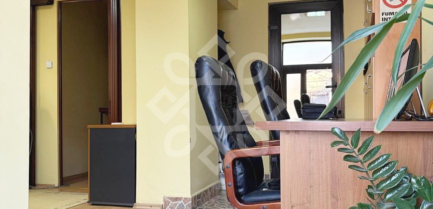 Spatiu de birou de vanzare ultrancentral in Oradea