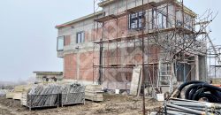 Casa spatioasa de vanzare cu teren 1146 mp, zona Colinelor