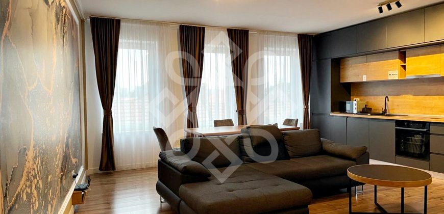 Apartament modern cu 3 camere de vanzare, ultracentral Oradea