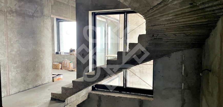 Casa spatioasa de vanzare cu teren 1146 mp, zona Colinelor