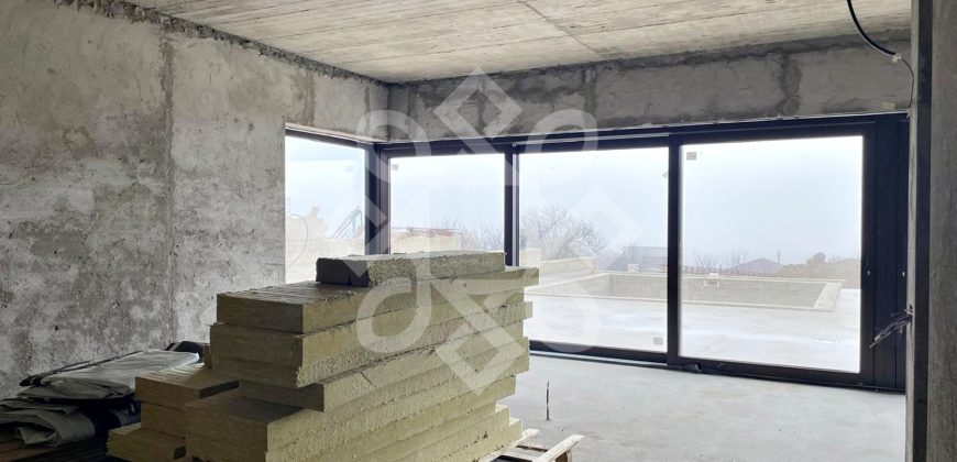 Casa spatioasa de vanzare cu teren 1146 mp, zona Colinelor