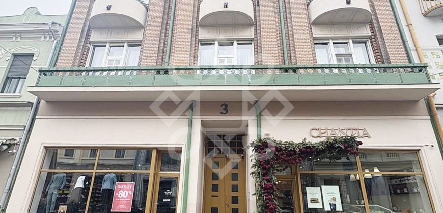 Apartament pe doua niveluri cu terasa, strada Vasile Alecsandri