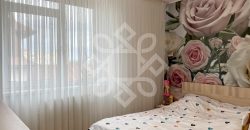 Apartament cu 3 camere si parcare privata in Nufarul, Oradea