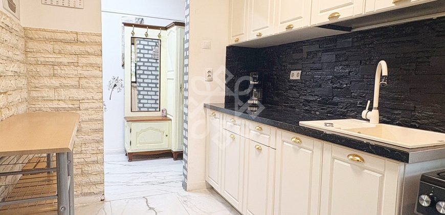 Apartament decomandat cu 2 camere de inchiriat in Rogerius