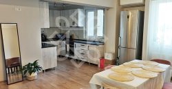 Apartament cu 3 camere si loc de parcare, zona Decebal