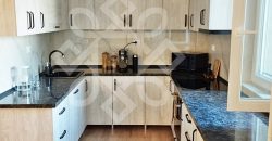Apartament cu 3 camere si loc de parcare, zona Decebal