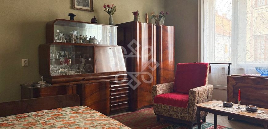 Casa de vanzare ultracentral in Oradea, strada Postavarului