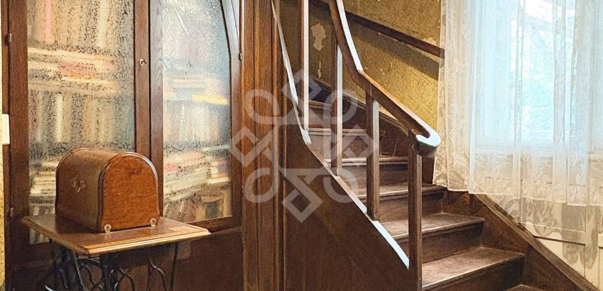 Casa de vanzare ultracentral in Oradea, strada Postavarului