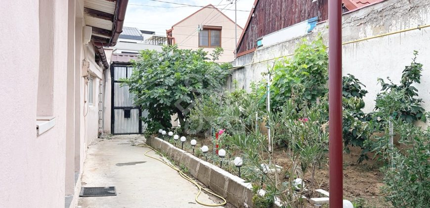 Casa individuala cu teren 226 mp de vanzare in Iosia
