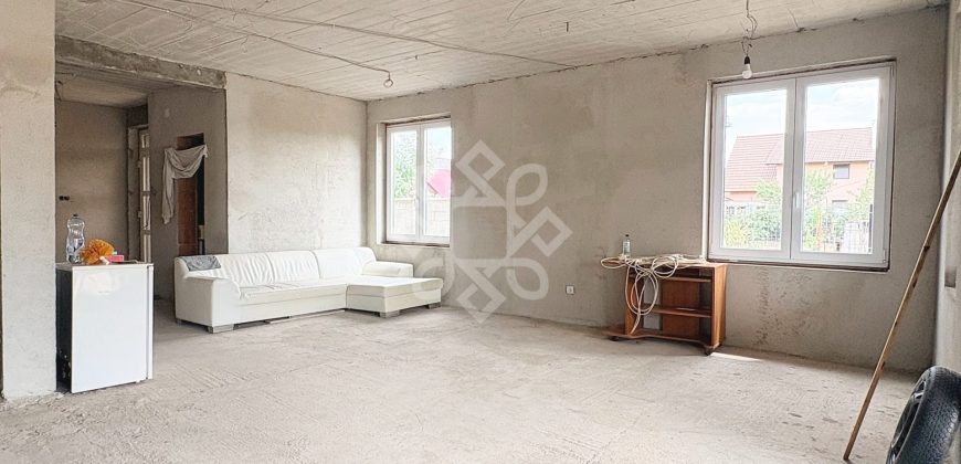 Casa noua de vanzare, teren 745 mp Episcopia, str. Avicenna