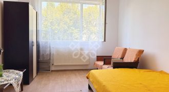 Garsoniera de vanzare etaj 2 in Iosia, strada Poienitei