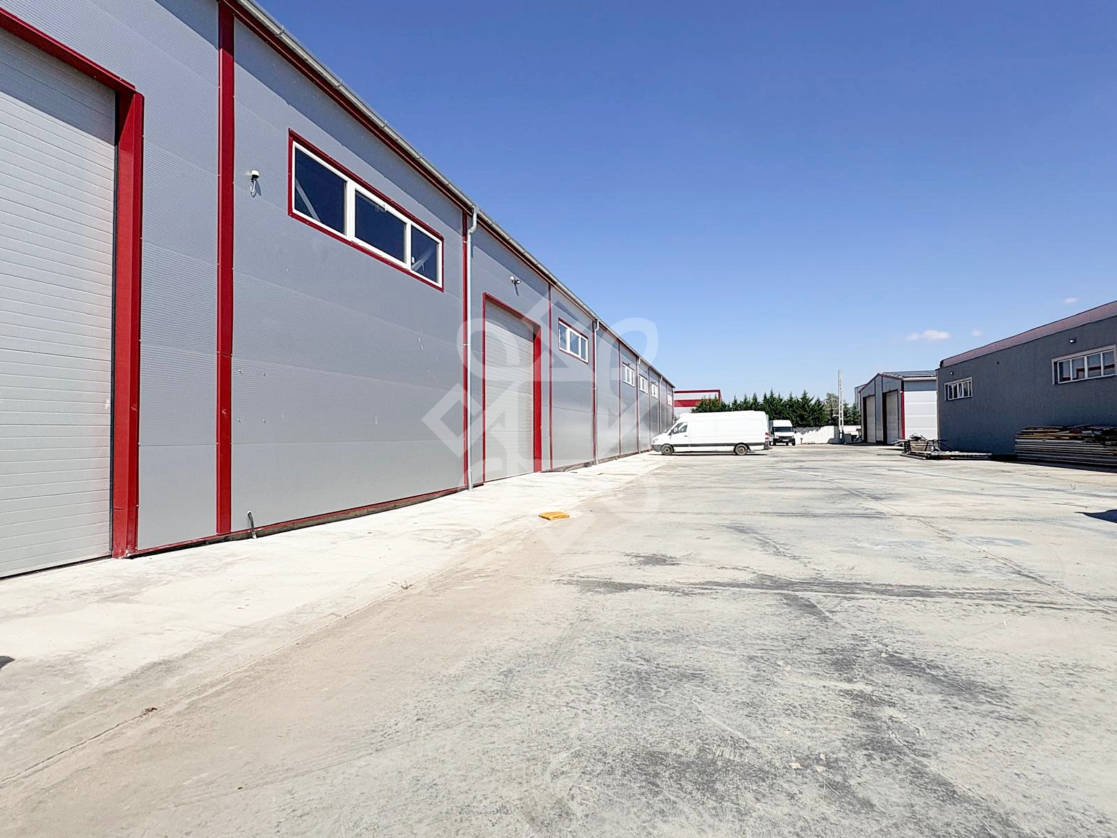 Hala industriala de inchiriat, 1080 mp, strada Uzinelor